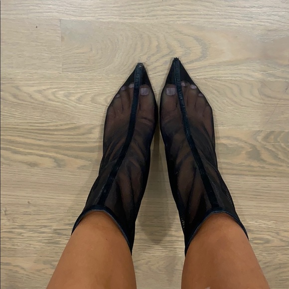 Mesh Booties - Picture 2 of 7